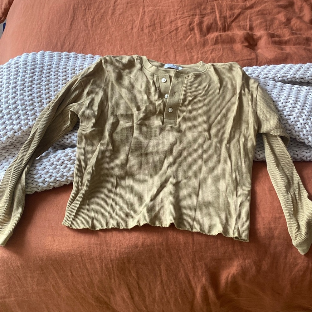 Everlane Henley long sleeve shirt ribbed